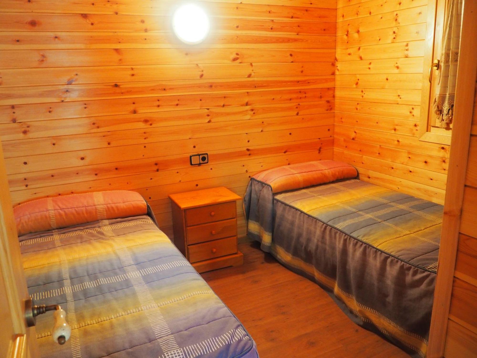 Camping Prado Verde Vilamós Стая снимка